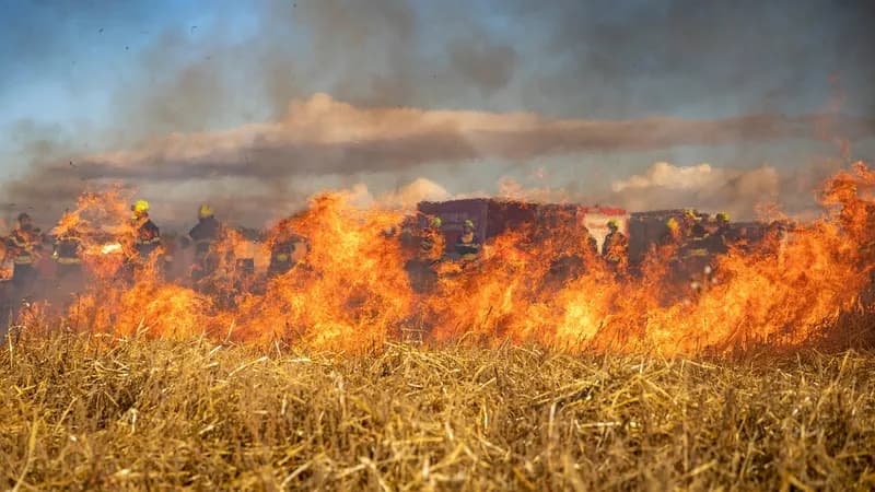 Apokaliptične scene u Grčkoj: Požar guta sve pred sobom