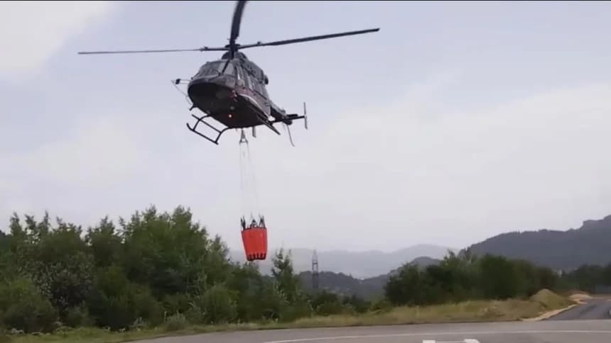 ugašen požar na trebeviću, vatru gasio i helikopter