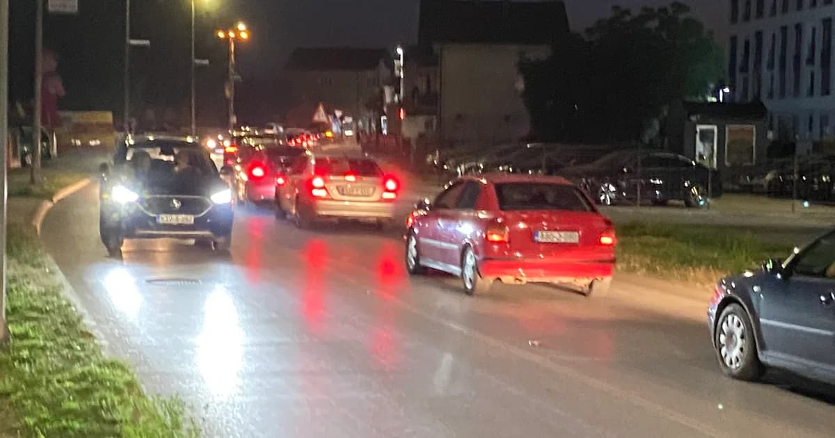 ams rs: saobraćaj redovan, vozačima preporuka da izbjegavaju najtopliji dio dana