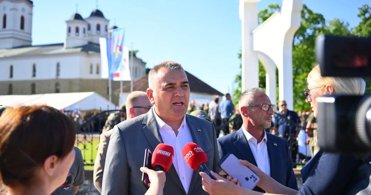 minić: moramo da čuvamo ono što smo životima najhrabrijih odbranili