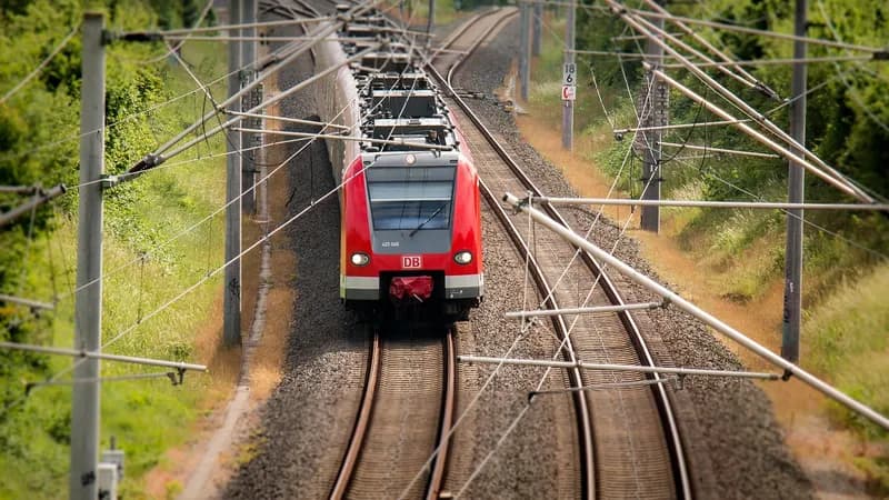 željeznice srpske u problemu: nema ko da radi, a radnici odlaze
