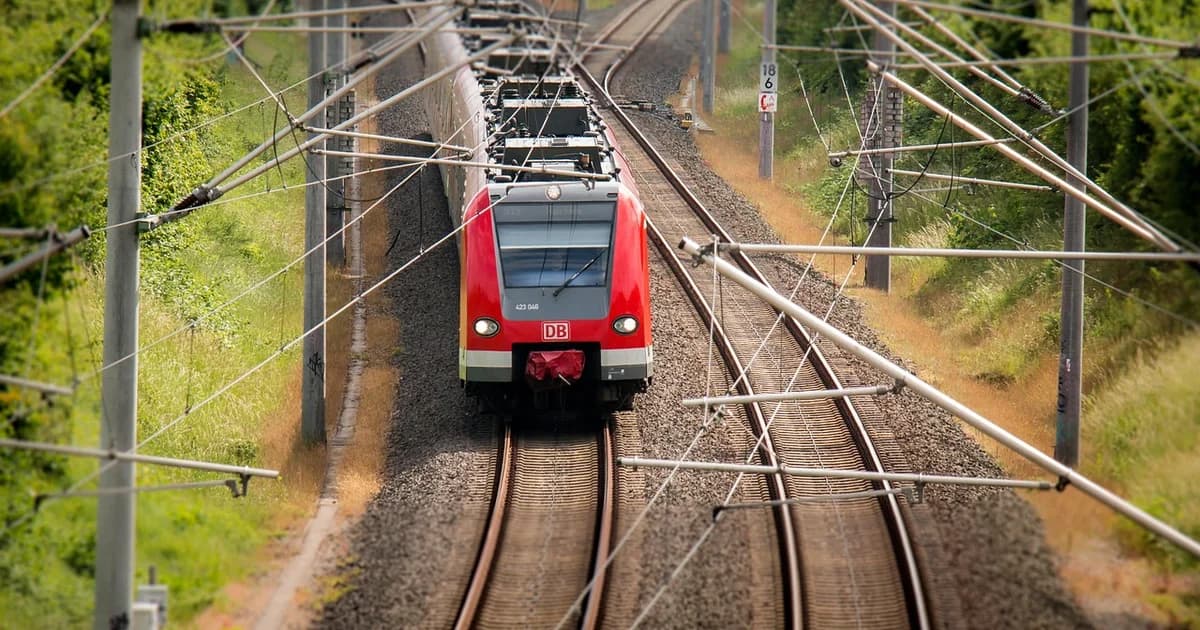 željeznice srpske u problemu: nema ko da radi, a radnici odlaze
