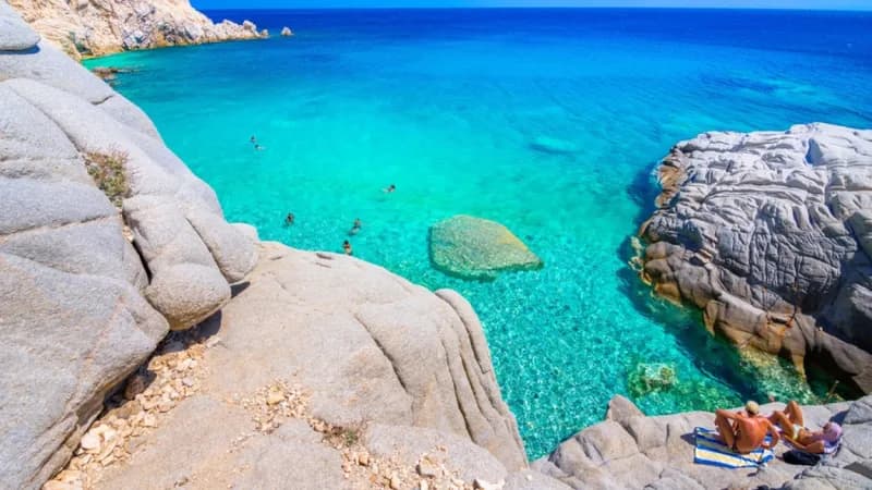 Dronovi patroliraju nad grčkim plažama: Kazne idu do 73.000 evra