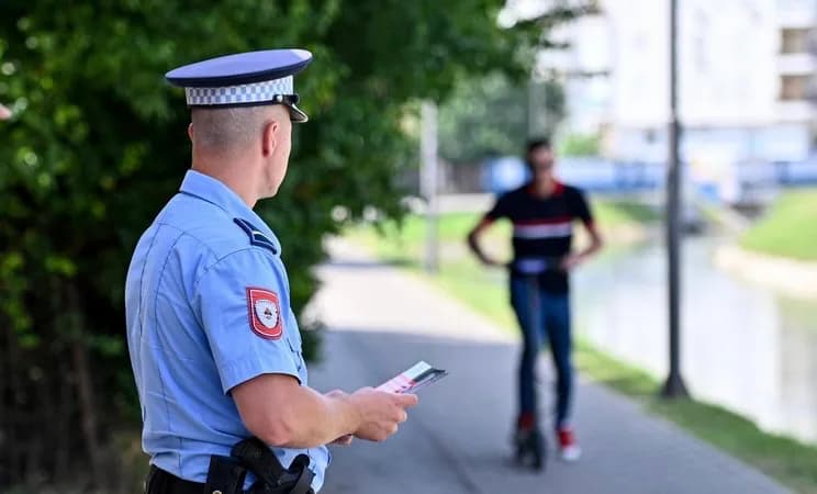 Iz bijeljinske policije detaljno objasnili: Ko smije voziti električne trotinete i koja su pravila