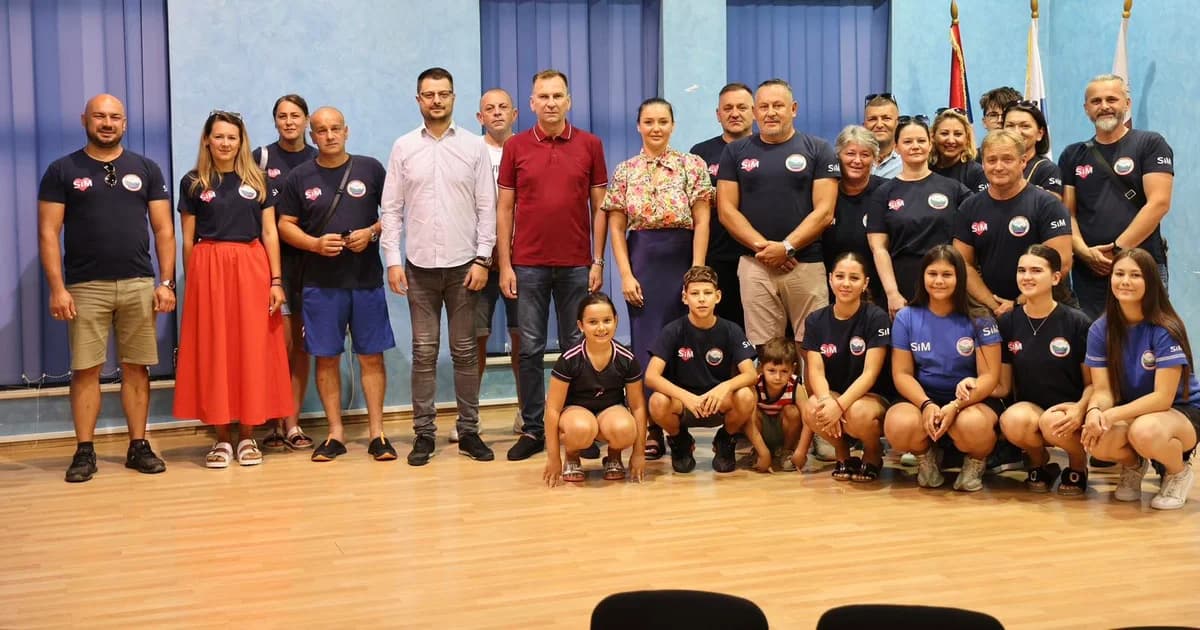 udruženje „semberija i majevica“ iz austrije obradovalo 30 mališana u ugljeviku