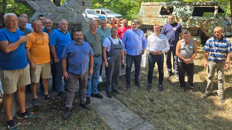 Na Grabiku uređen spomenik poginulim borcima i mjesto ratnog zločina