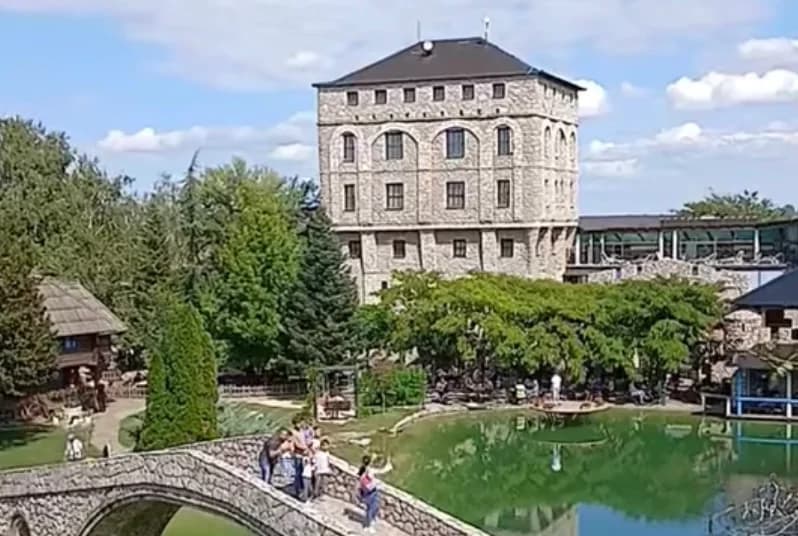 građanima srpske stižu turistički vaučeri od 100 km: evo ko ima pravo i koji su uslovi
