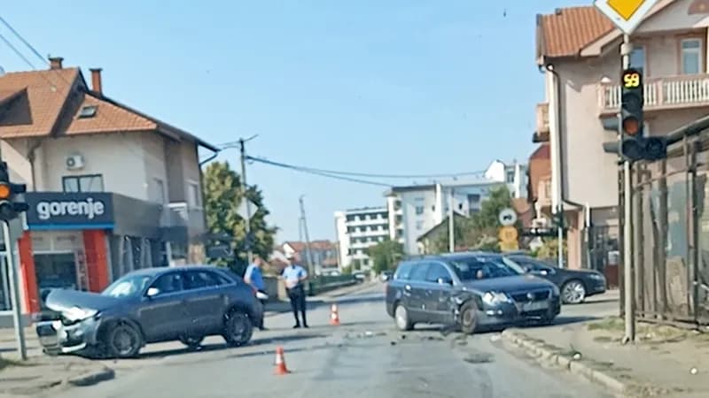 Udes u Bijeljini: Obustavljen saobraćaj u djelu ulice prema Žitoprometu