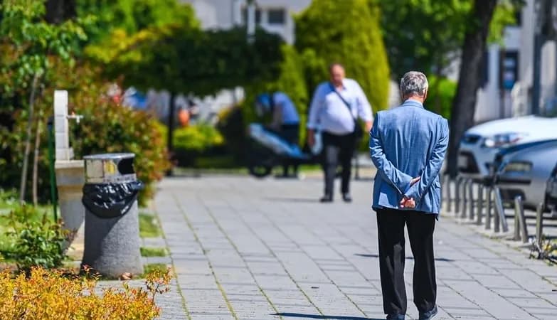 vlada rs ozvaničila odluku: svim penzionerima stiže pomoć