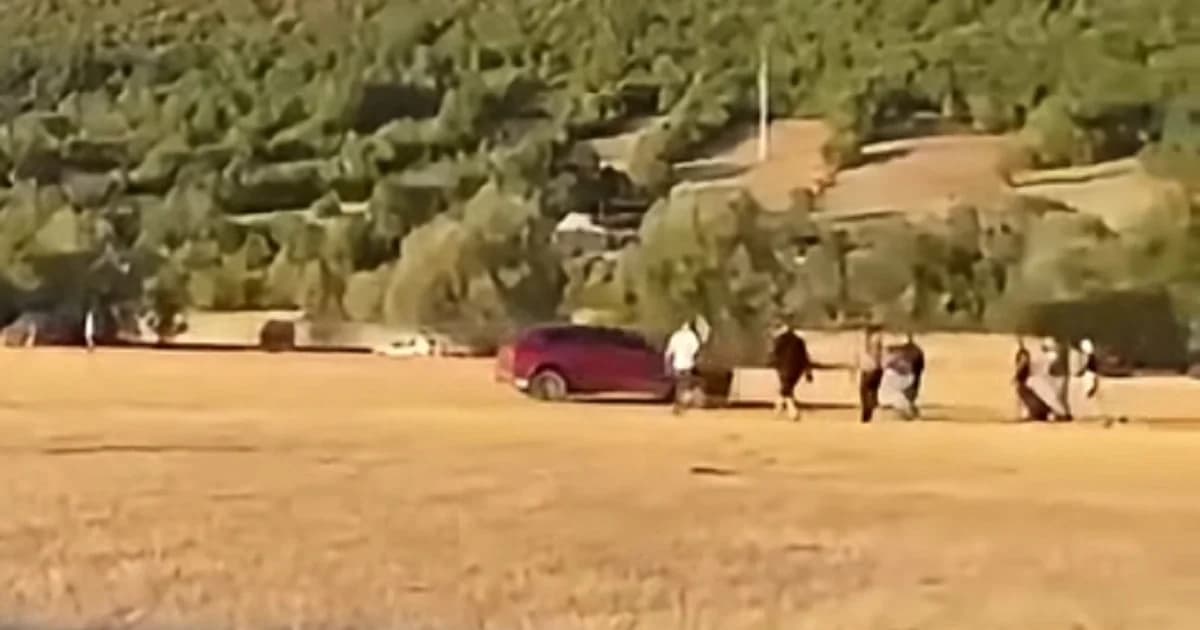 potraga za vozačem koji je autom gazio ljude u bileći, dvoje uhapšeno