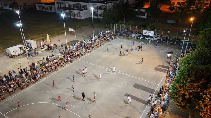 ugljevik uz pune tribine ispratio završnicu amaterske futsal lige