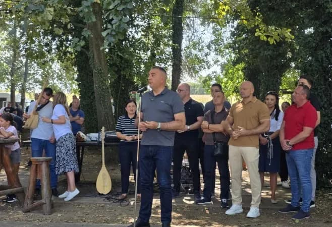minić: vlada srpske nastavlja ulaganja u sve lokalne zajednice