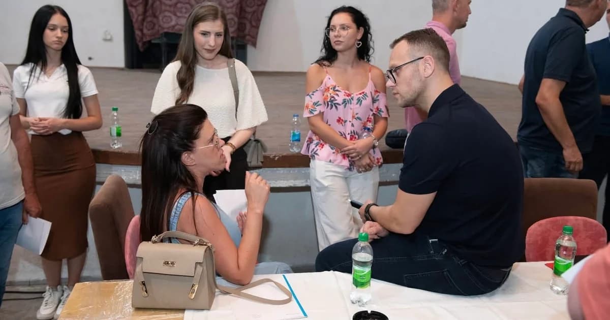 savić u čardačinama: „povjerenje se ne stiče preko noći, nego otvorenim razgovorom i radom“