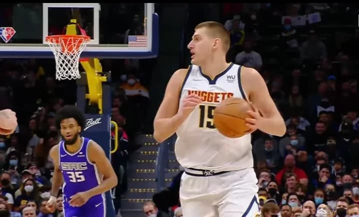 trener u pokušaju: "jokić kod mene ne bi kročio na teren"