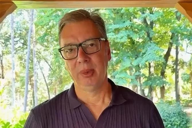 vučić otkazao skup sns u novom sadu