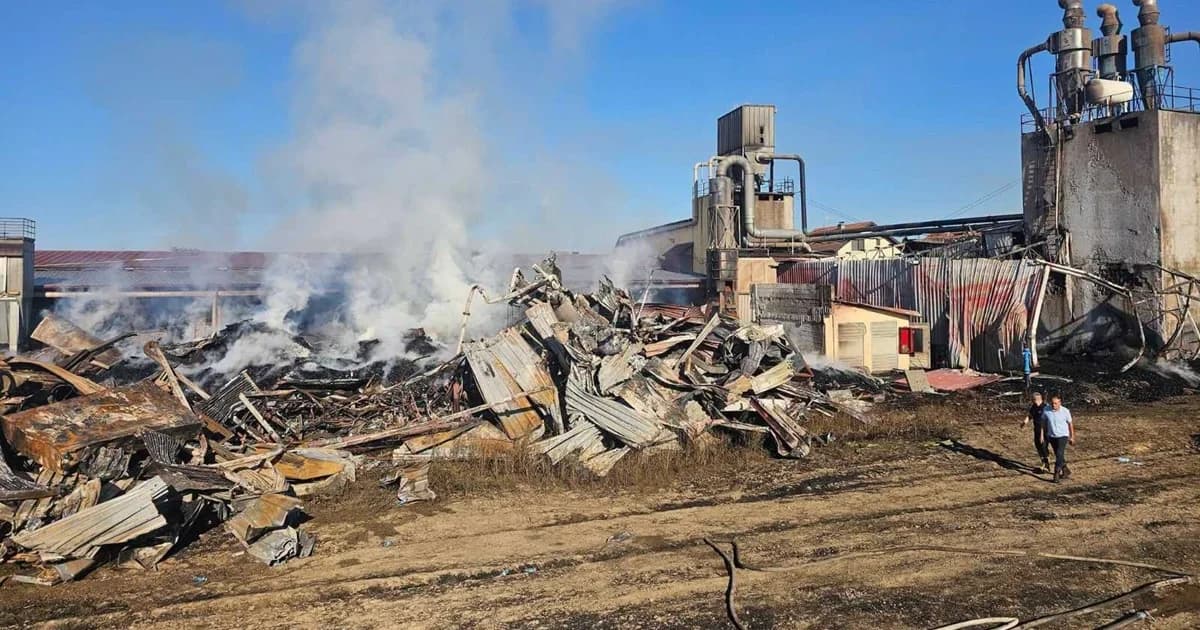 lokalizovan požar na pilani “rašević”, vatrogasci još na terenu i prate situaciju