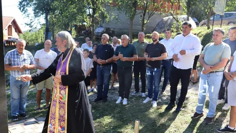 u selu završje služen parastos poginulim i umrlim borcima