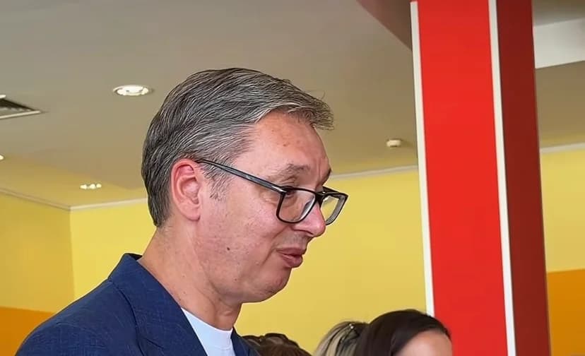 vučić raspustio skupštinu i raspisao izbore za 25. oktobar