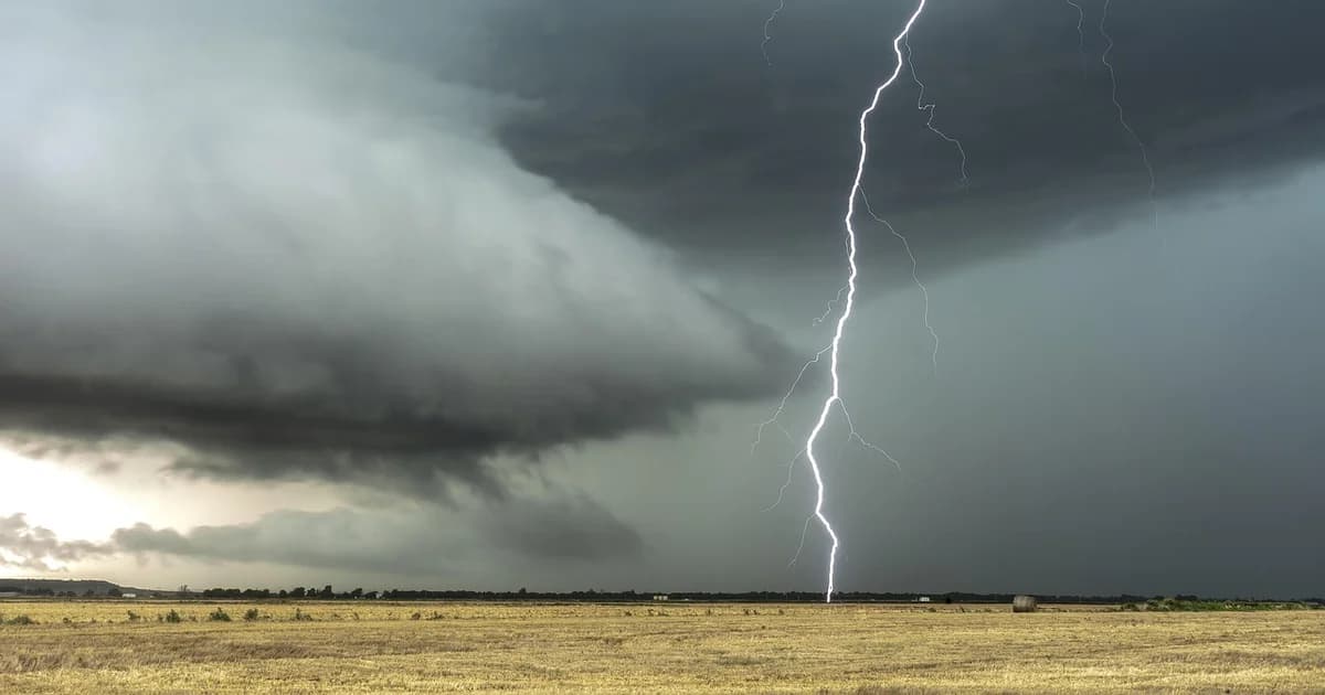 upaljen meteoalarm: meteorolozi najavili pljuskove, led i vjetar