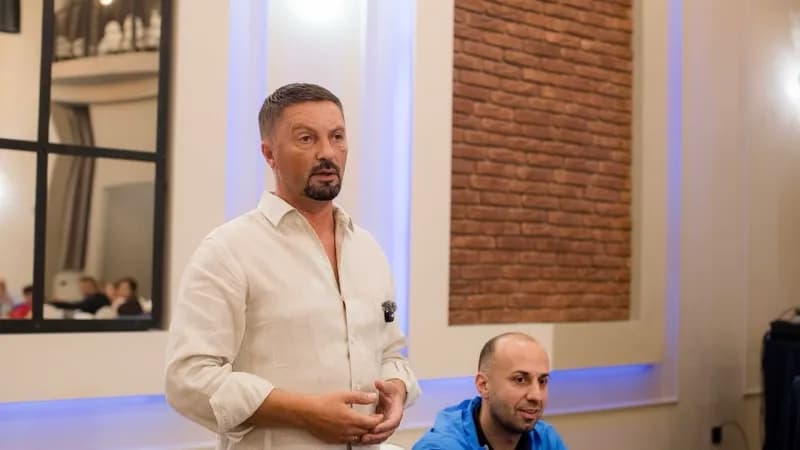 Slavenko Ristić u Dvorovima kod Bijeljine: Vrijeme je da privreda vodi politiku, a ne politika privredu!  