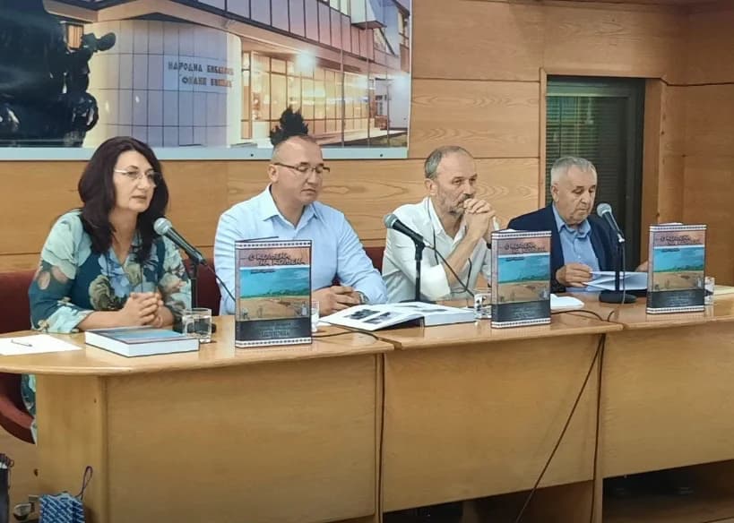 bijeljina: predstavljena monografija o selu popovi pod nazivom “s koljena na koljena”