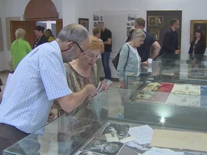 u muzeju semberije otvorena izložba posvećena јovanu dučiću