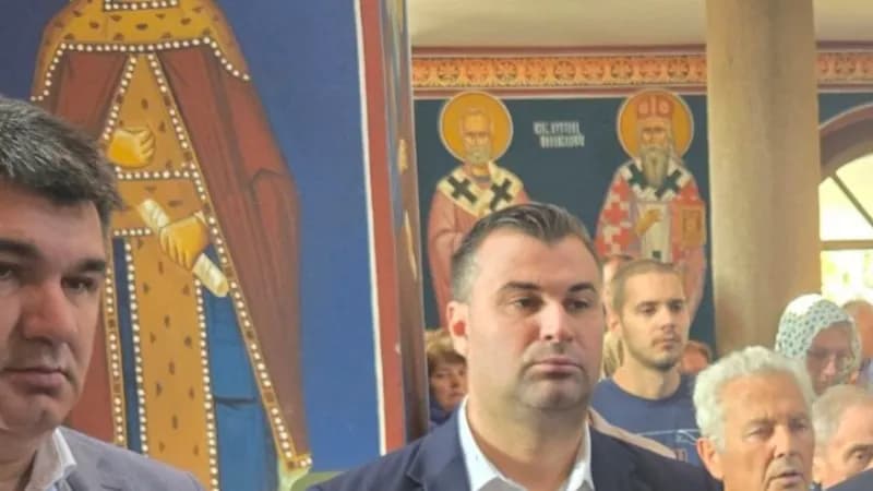 Nikolić: Naši hramovi su mjesta okupljanja našeg naroda
