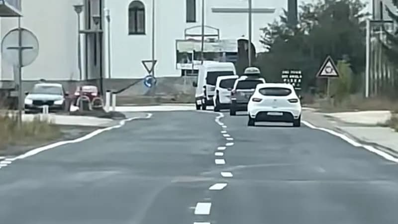 urnebesno: srednja linija je unikat, ručni rad