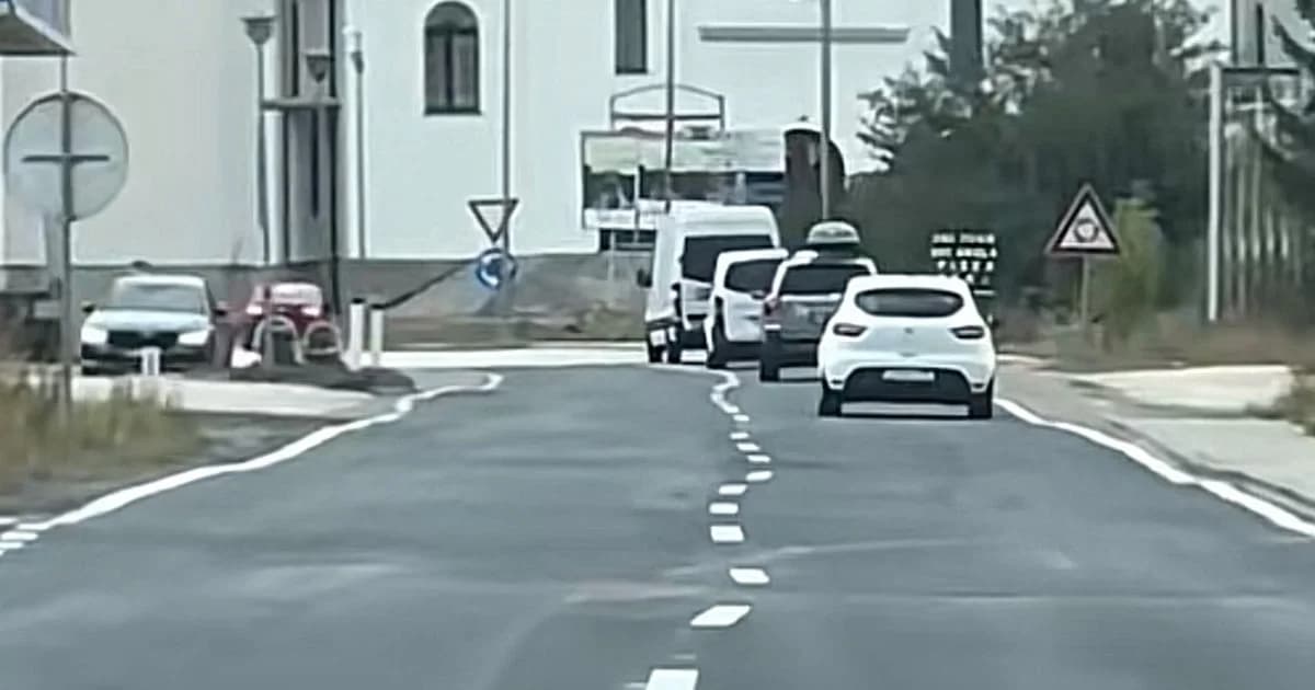 urnebesno: srednja linija je unikat, ručni rad