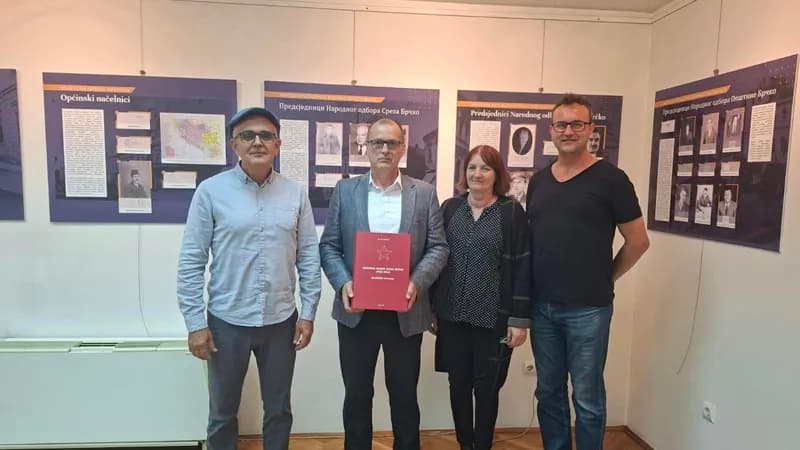 Lopare: Vrijedna publikacija na poklon lokalnoj zajednici