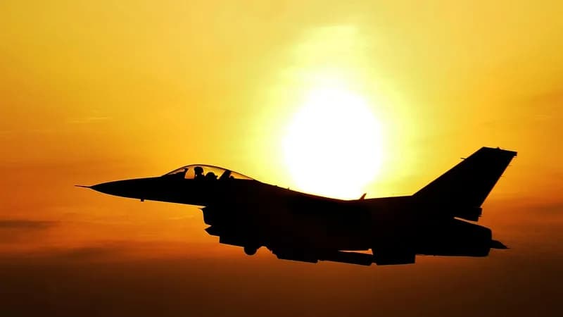 dramatiče scene u vazduhu; nato hitno digao avione