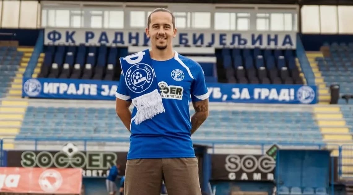 miladin stevanović potpisao za radnik