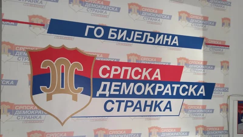 Drama u bijeljinskom SDS-u: Može li Sreten Vučković stabilizovati situaciju?