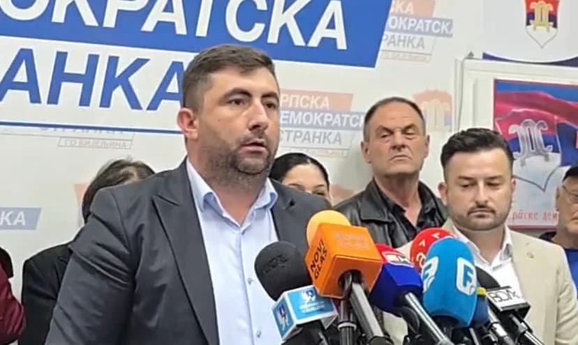 unutrašnje podjele prijete da potpuno uruše kredibilitet sds-a