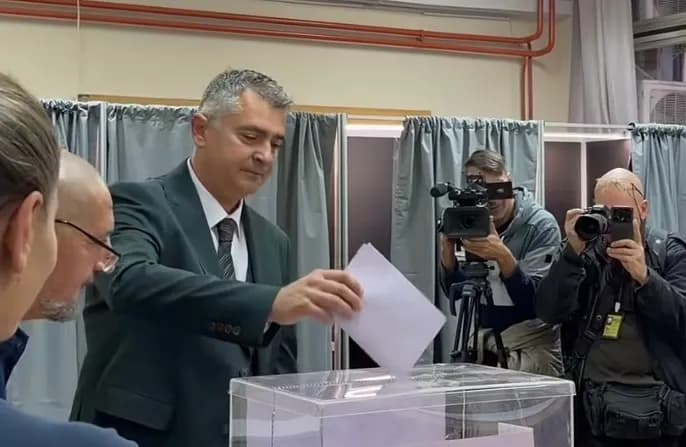 Poznati politikolog tvrdi: "Odnos političara iz Republike Srpske prema studentskom pokretu bio je sramotan"