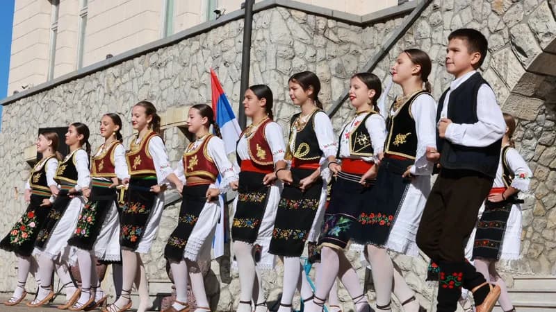 festival folklora u ugljeviku okupio oko 200 djece i čuvara narodne tradicije