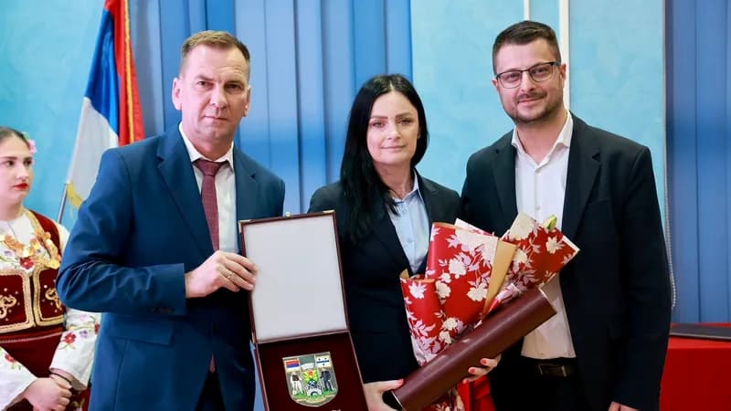 svečana sjednica povodom svete petke: priznanja zaslužnim građanima i kolektivima, povelja jeleni pajić baštinac