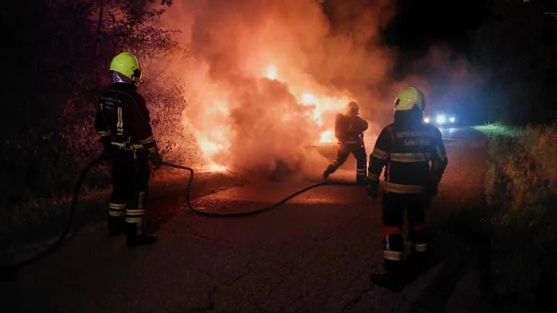 Dva požara u Banjaluci: Vatrogasci gasili automobil i kuću