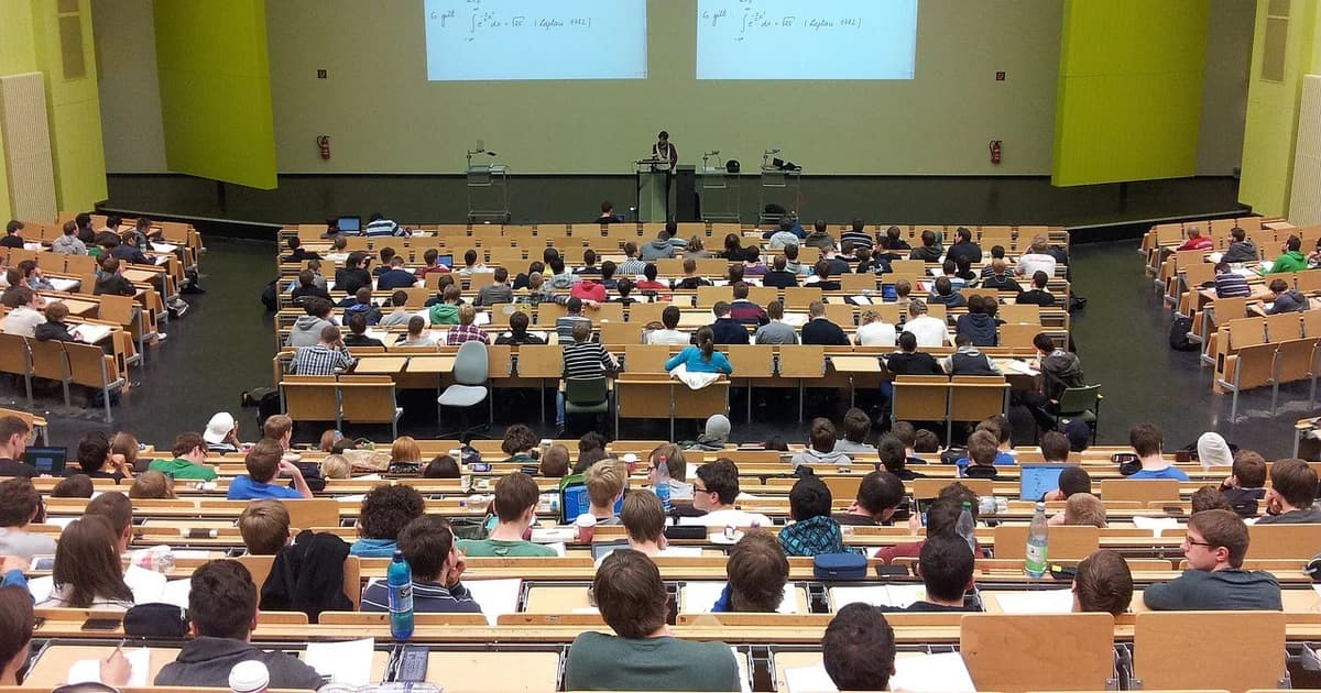 počinje upis studenata na fakultete