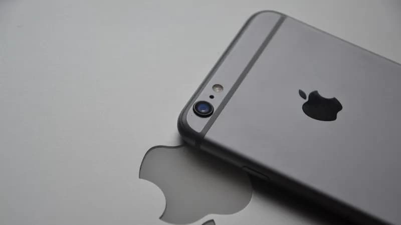 Apple predstavio iOS 27: Siri AI postaje srce iPhonea, stiže i potpuno novi dizajn