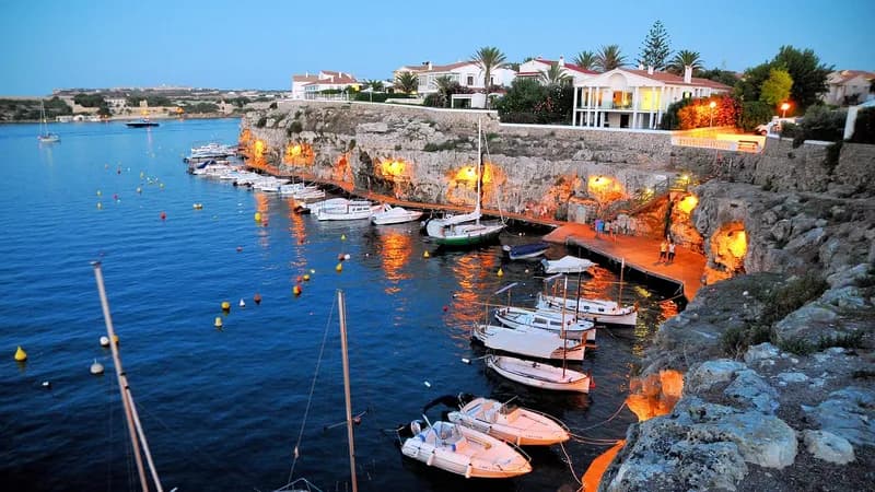 Stanovnici Majorke i Menorke dižu glas: Novi protesti zbog prevelikog broja turista