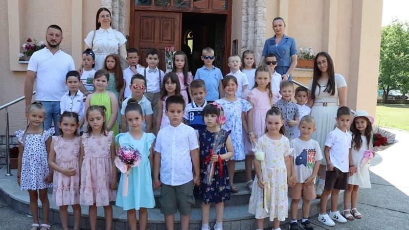 Defile predškolaca Dječijeg vrtića Lopare