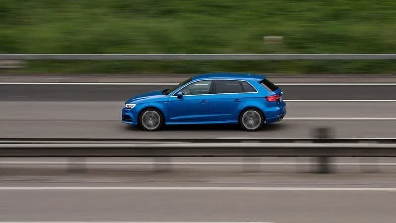 AMS RS:Apel vozačima zbog vrućina, pravite češće pauze i unosite dovoljno tečnosti