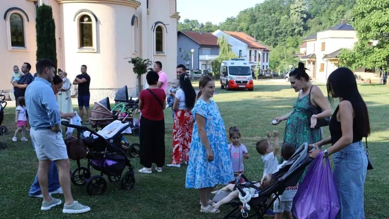 Lopare: Jubilarna 10. Konferencija beba FOTO