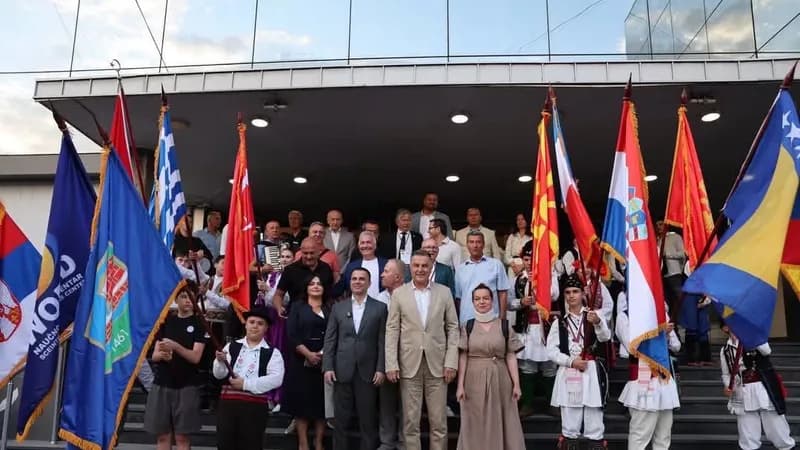 Muzikom spajaju ljude i krajeve: Orkestar harmonika iz Ugljevika zablistao u Novom Pazaru