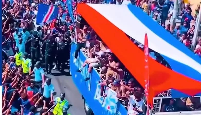 Spektakularan doček za reprezentaciju Zelenortskih Ostrva nakon istorijskog nastupa na Mundijalu