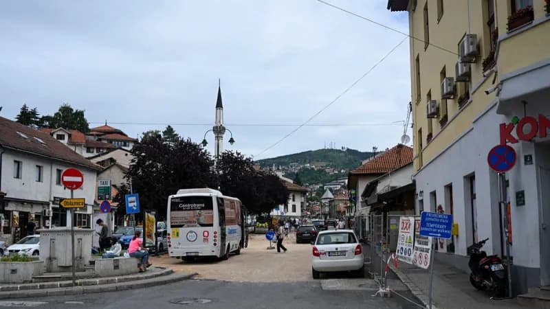Uznemirujuće otkriće u Sarajevu: Radnici pronašli kosti ispod taksi štanda