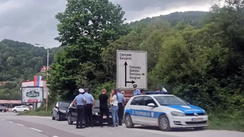 Drama u Palama: Policija pregovara sa muškarcem da siđe s drveta