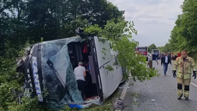 Saobraćajna nesreća između Prijedora i Banjaluke: Sudarili se auto i autobus!