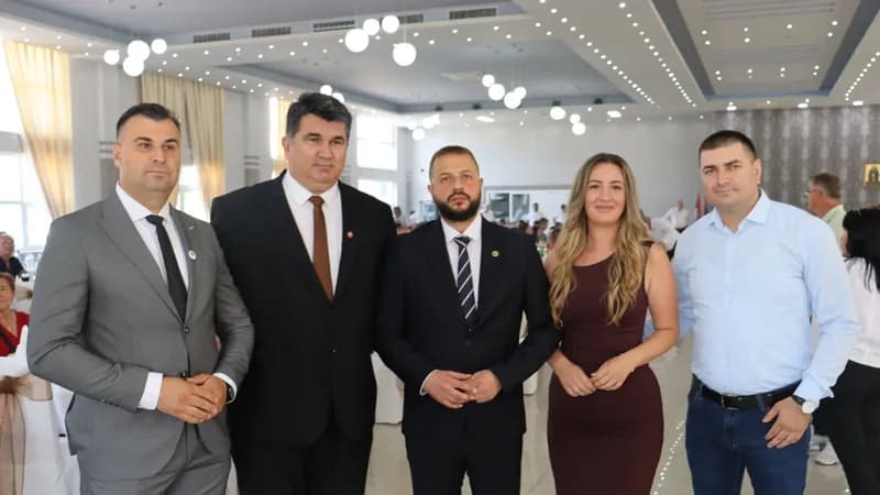 Poruka sa Petrovdana: Na Majevici se narod i SDS pitaju